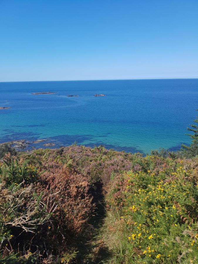 Appartamento A Deux Pas Du Port De Locquirec Esterno foto
